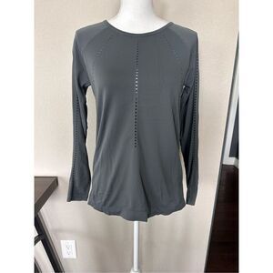 Athleta Ventilated Long Sleeve Top with air holes size large